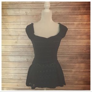 GUC POSTMARK by ANTHRO LAYERED LACE PEPLUM TOP